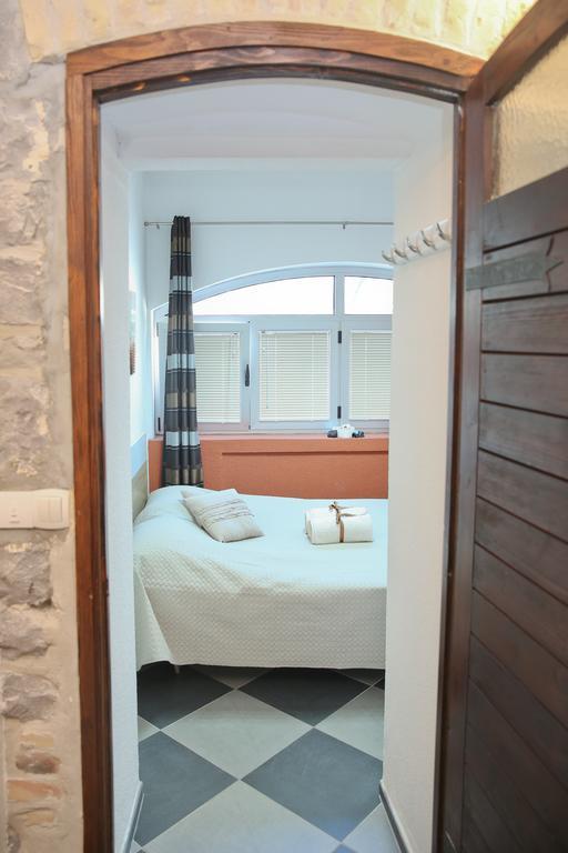 Apartments Qualitas Котор Екстериор снимка