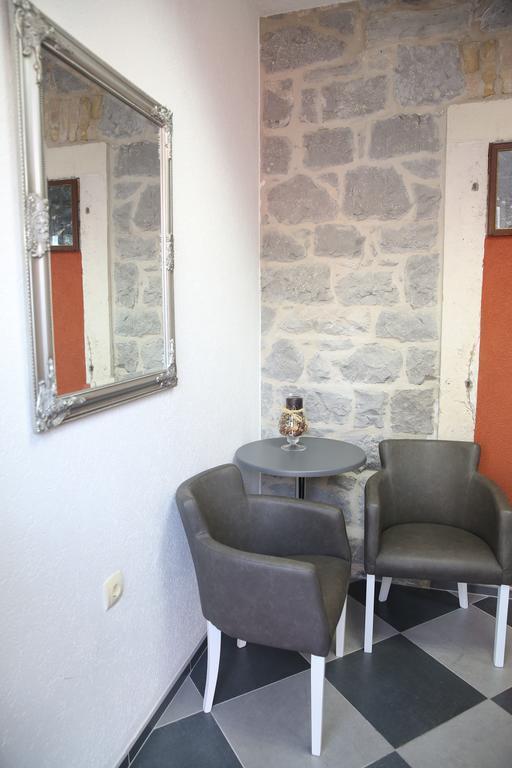 Apartments Qualitas Котор Екстериор снимка