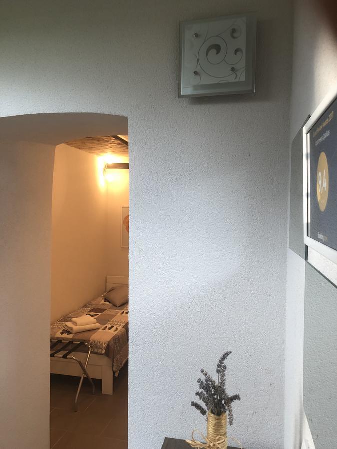 Apartments Qualitas Котор Екстериор снимка